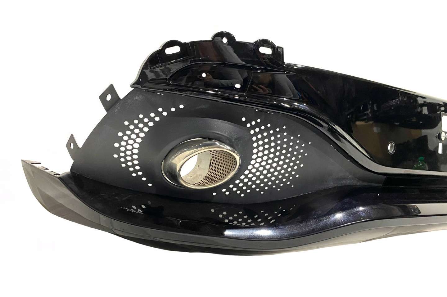 ASTON MARTIN DBX 2021 bumper rear MY8317C870AB