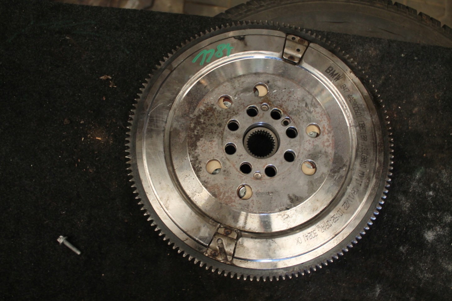 1184. wheel flywheel BMW B47 4A298C601 CB60122