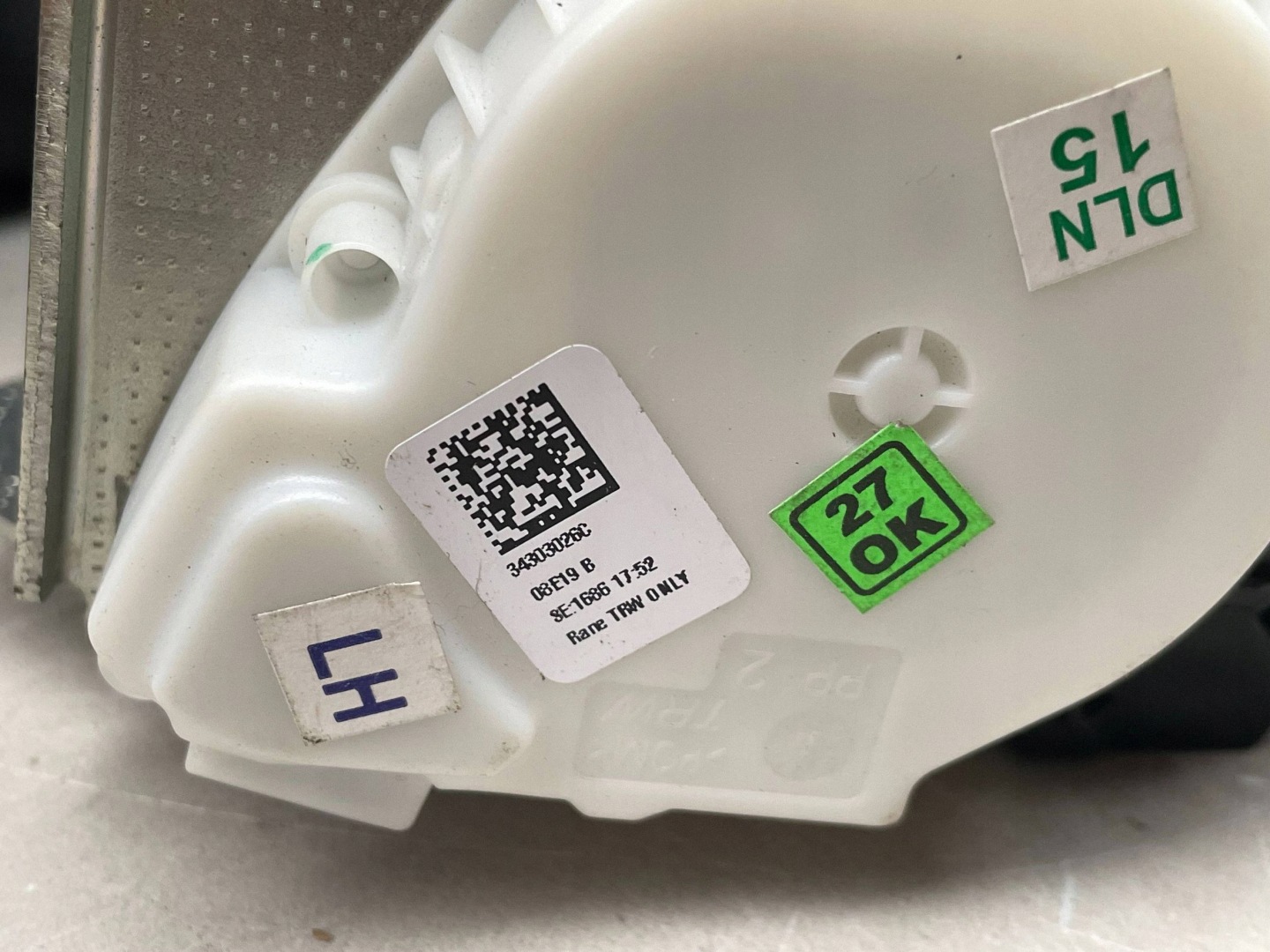 vorne Gurten Sicherheits FORD KA G1B5-A61295-BHW @M