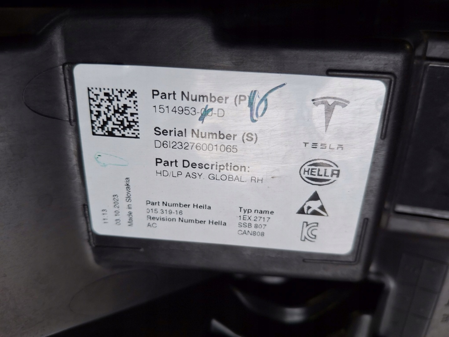 light right front FULL LED TESLA 3 LIFT TESLA Y 2020R->