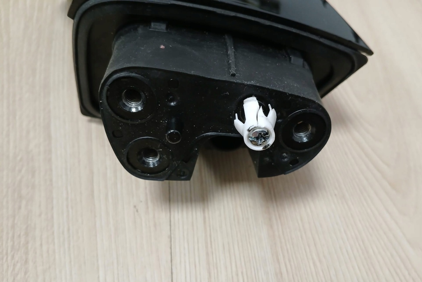 KIA EV9 holder holder of left mirrors EUROPA OE