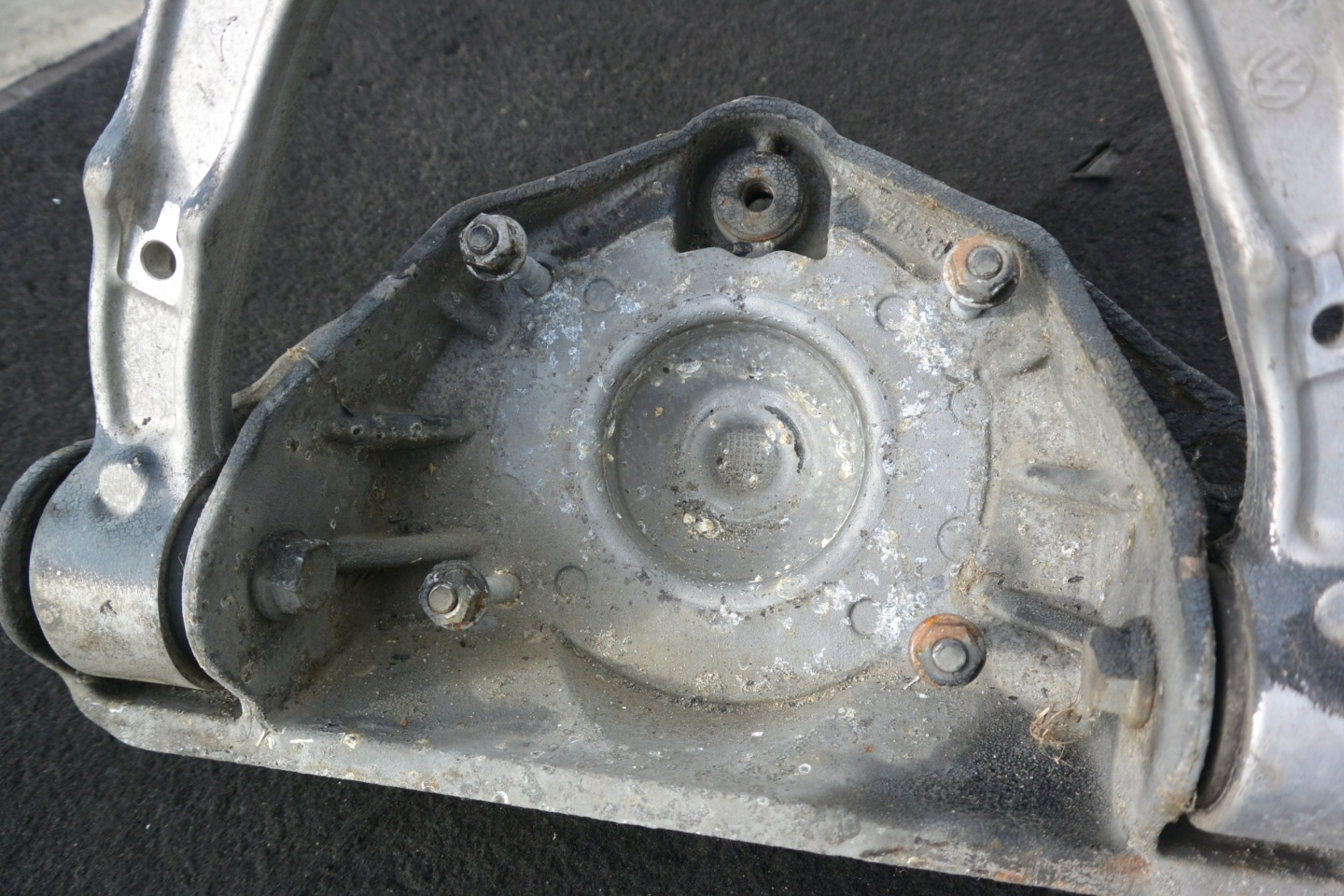 arm upper front right left AUDI Q7 4L LIFT VW TOUAREG 7L