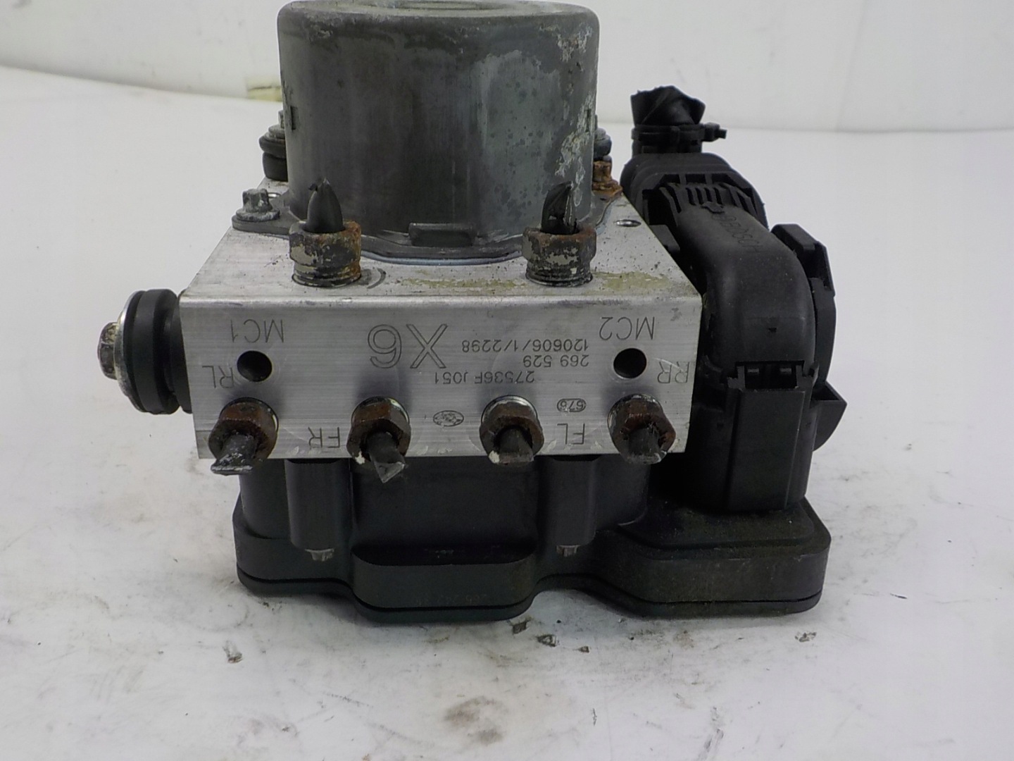 SUBARU XV pumpa ABS 0265956058 27536FJ051 X6