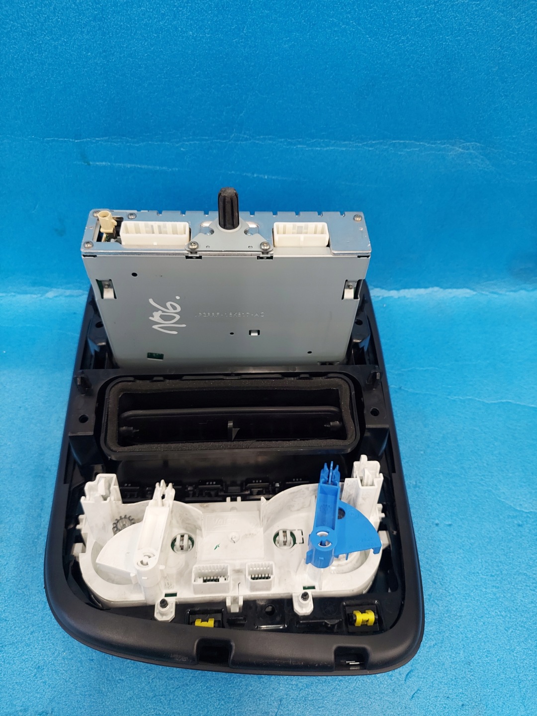 RADIO EKRAN CLIO IV 281077