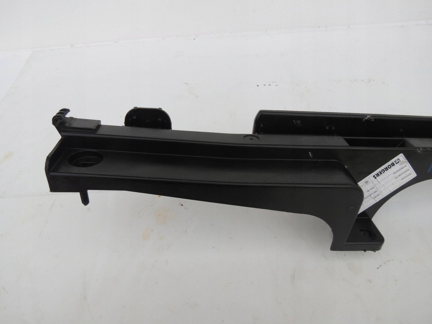 Support plaque Sol Porte coffre hayon VOLVO V60 31484278