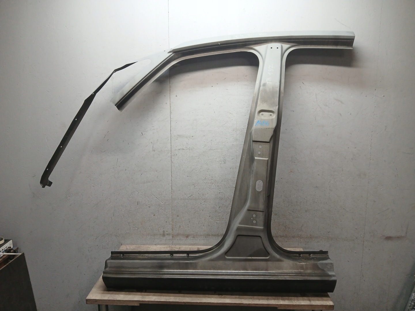 threshold left CITROEN C4 PICASSO and 1 06