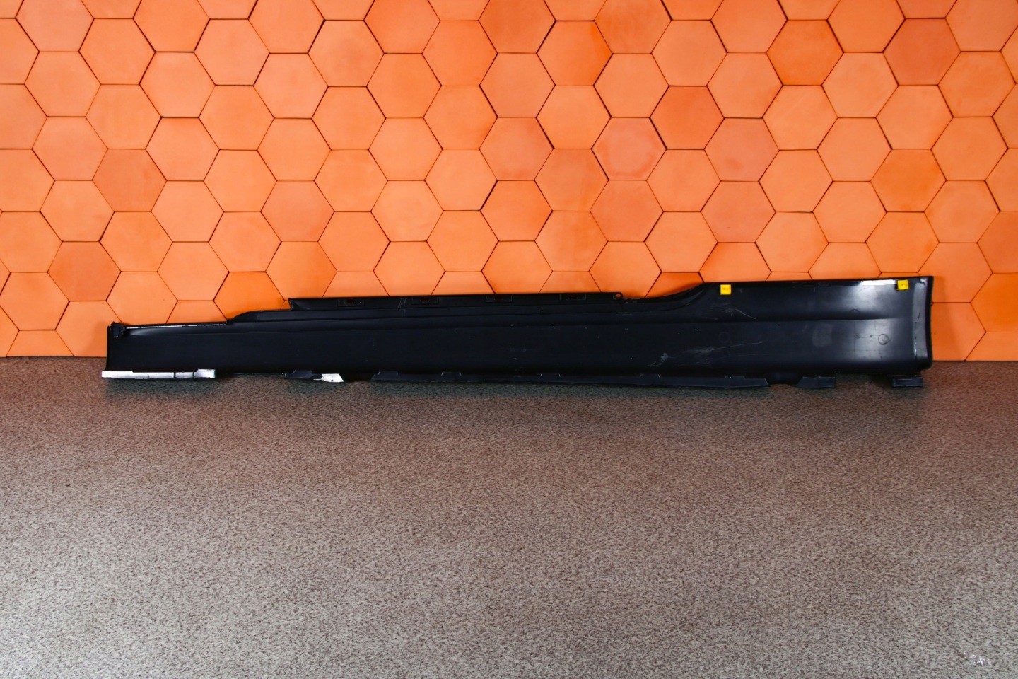 BMW E63 E64 moulding cap threshold right 7008856
