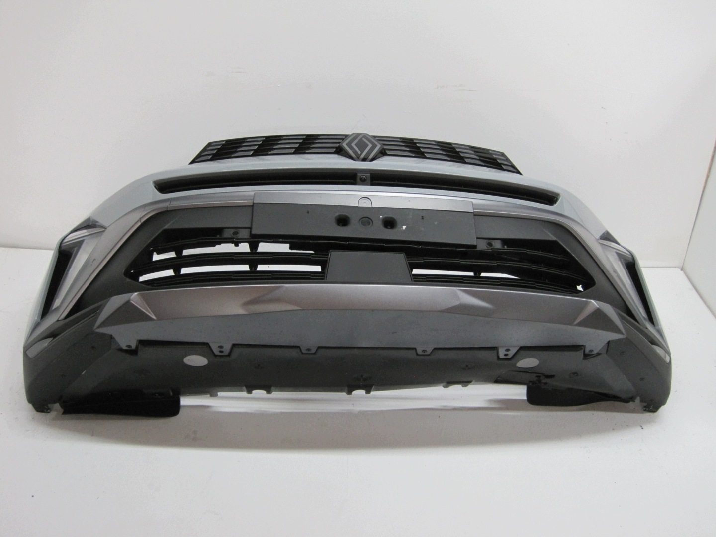 bumper RENAULT SYMBIOZ 6 PDC KAMERA front front