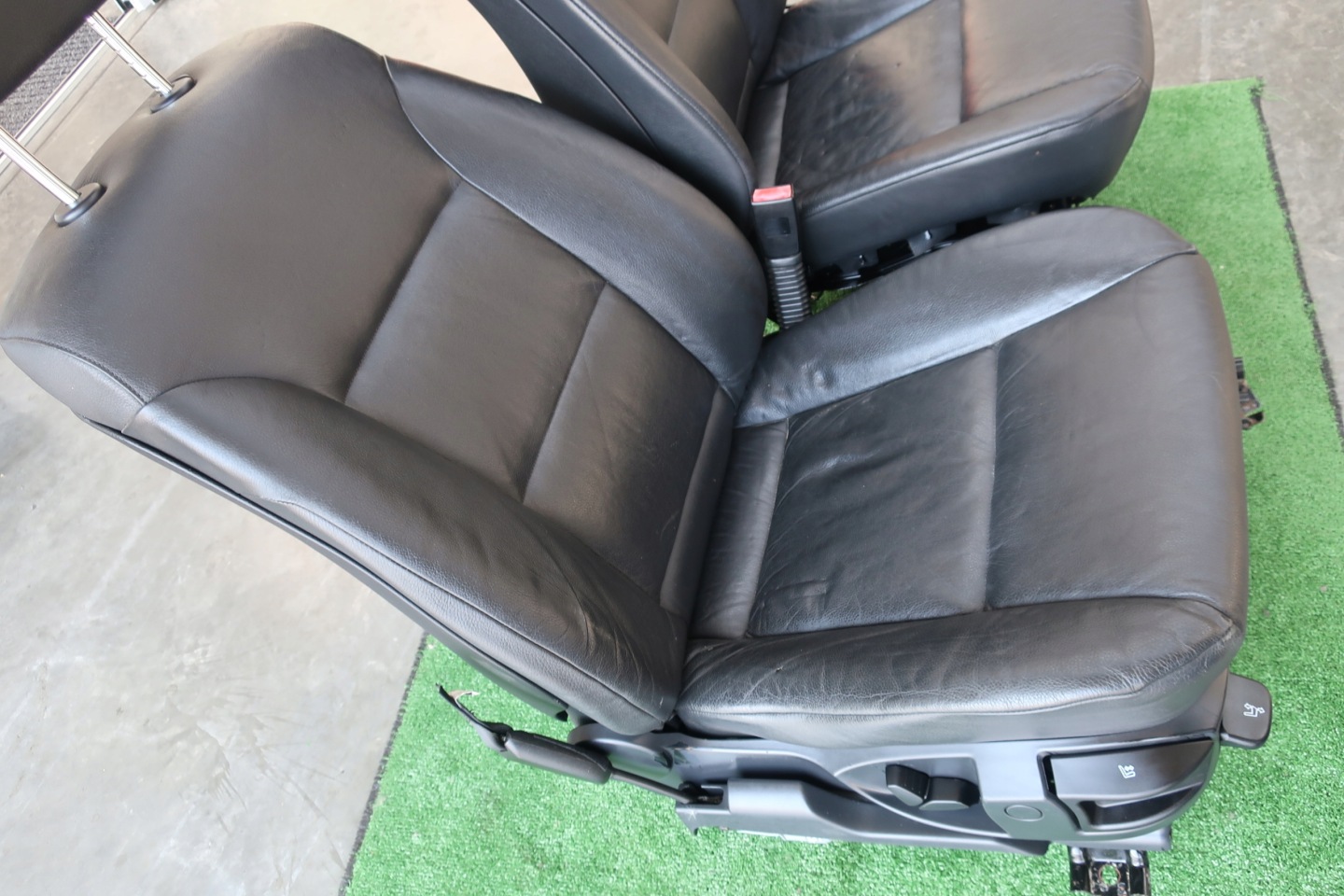 seats seat left right BMW E60 anglik