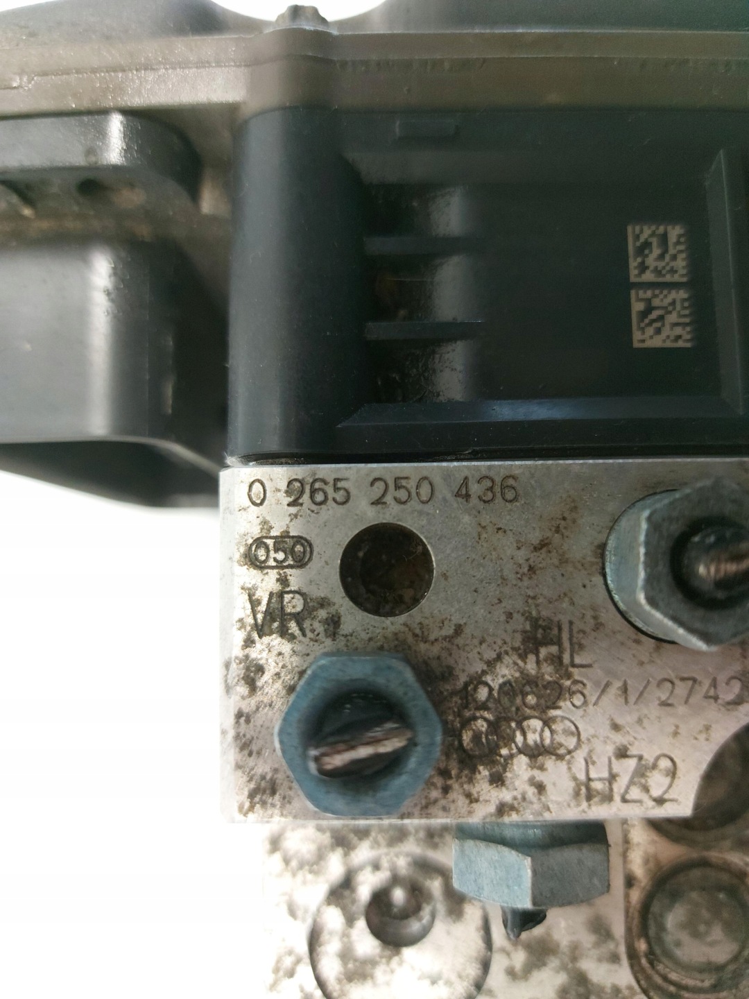 Audi A8 D4 4H 2012 pump control unit abs absu 4h0614517d