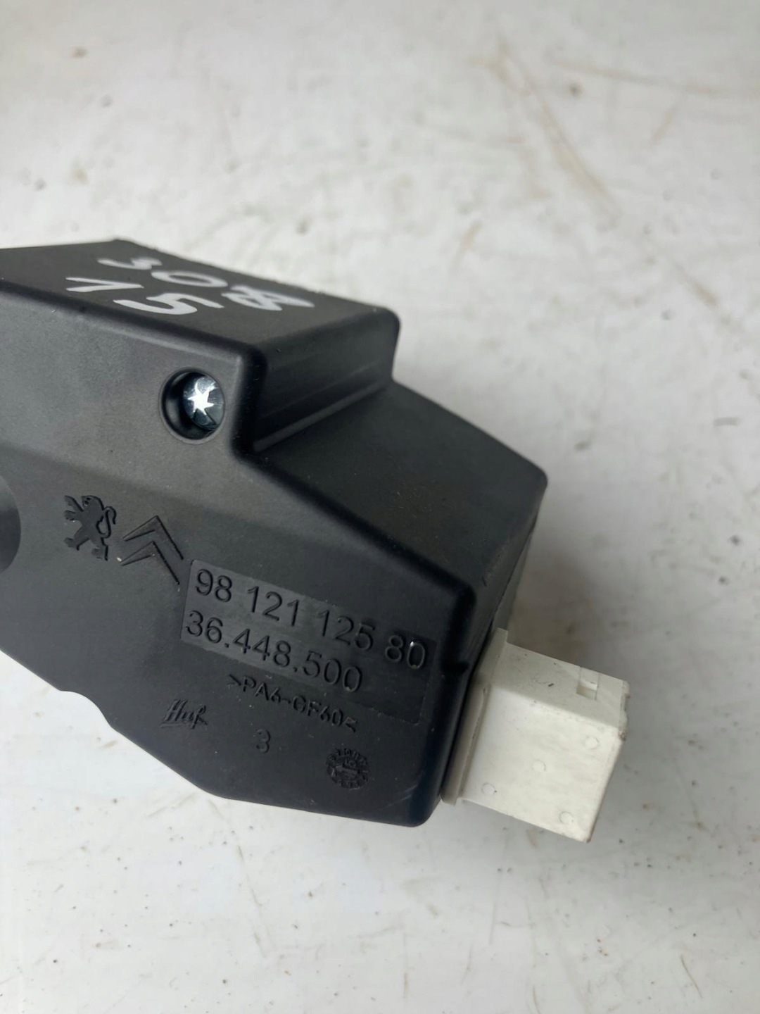 BLOKADA des Lenkrads PEUGEOT 308 T9 9812112580