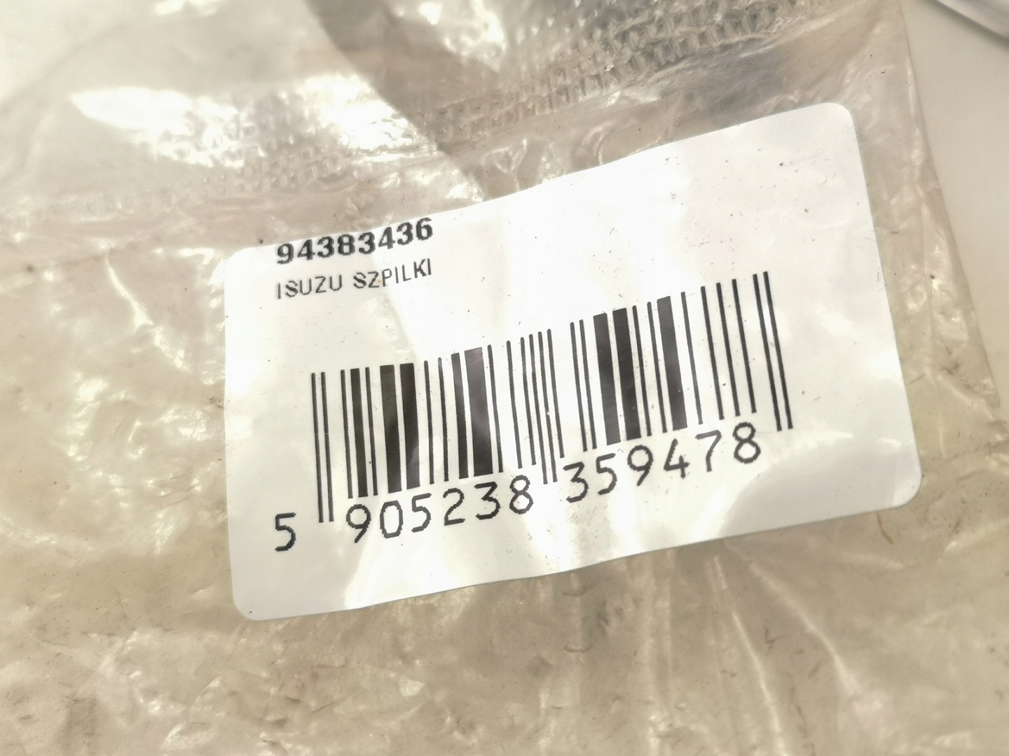 SZPILKI axis front 5SZT ISUZU NPR NKR / 94383436