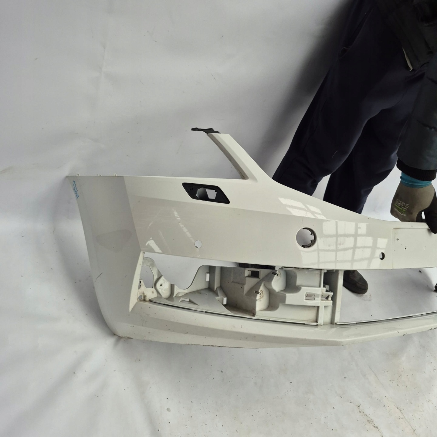 SKODA OCTAVIA III LIFT 17- bumper front front PDC SPR 5E0807221N