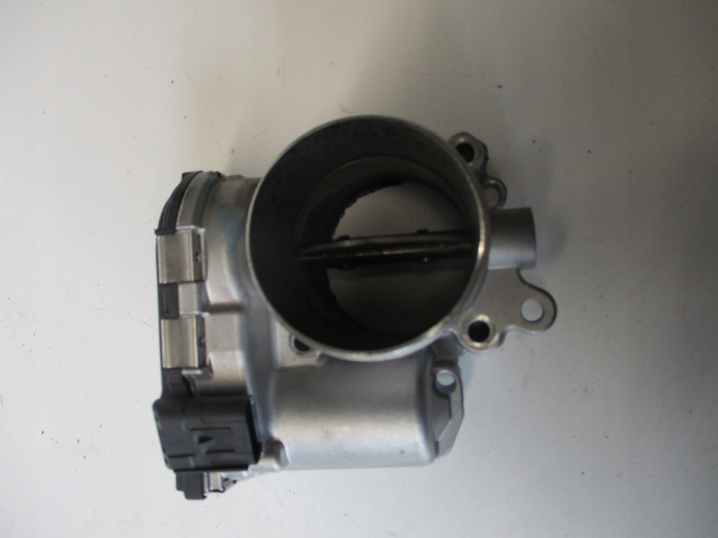 throttle flap RANGE ROVER EVOQUE II M4D3-9F991-AA