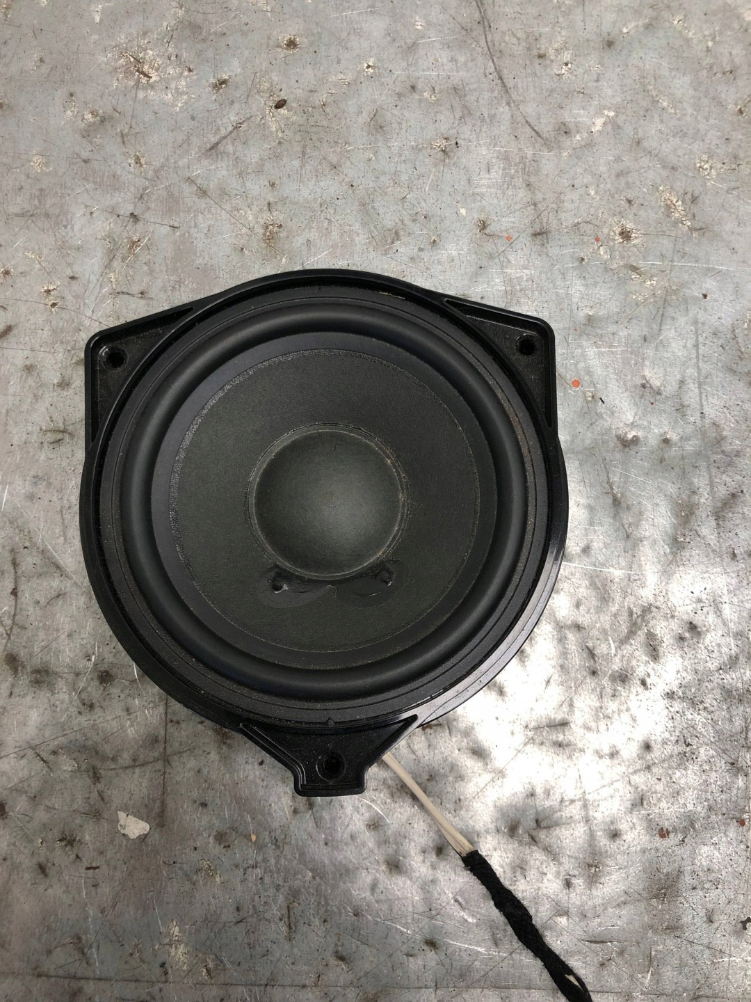 speaker rear part MERCEDES W238 A2228200602