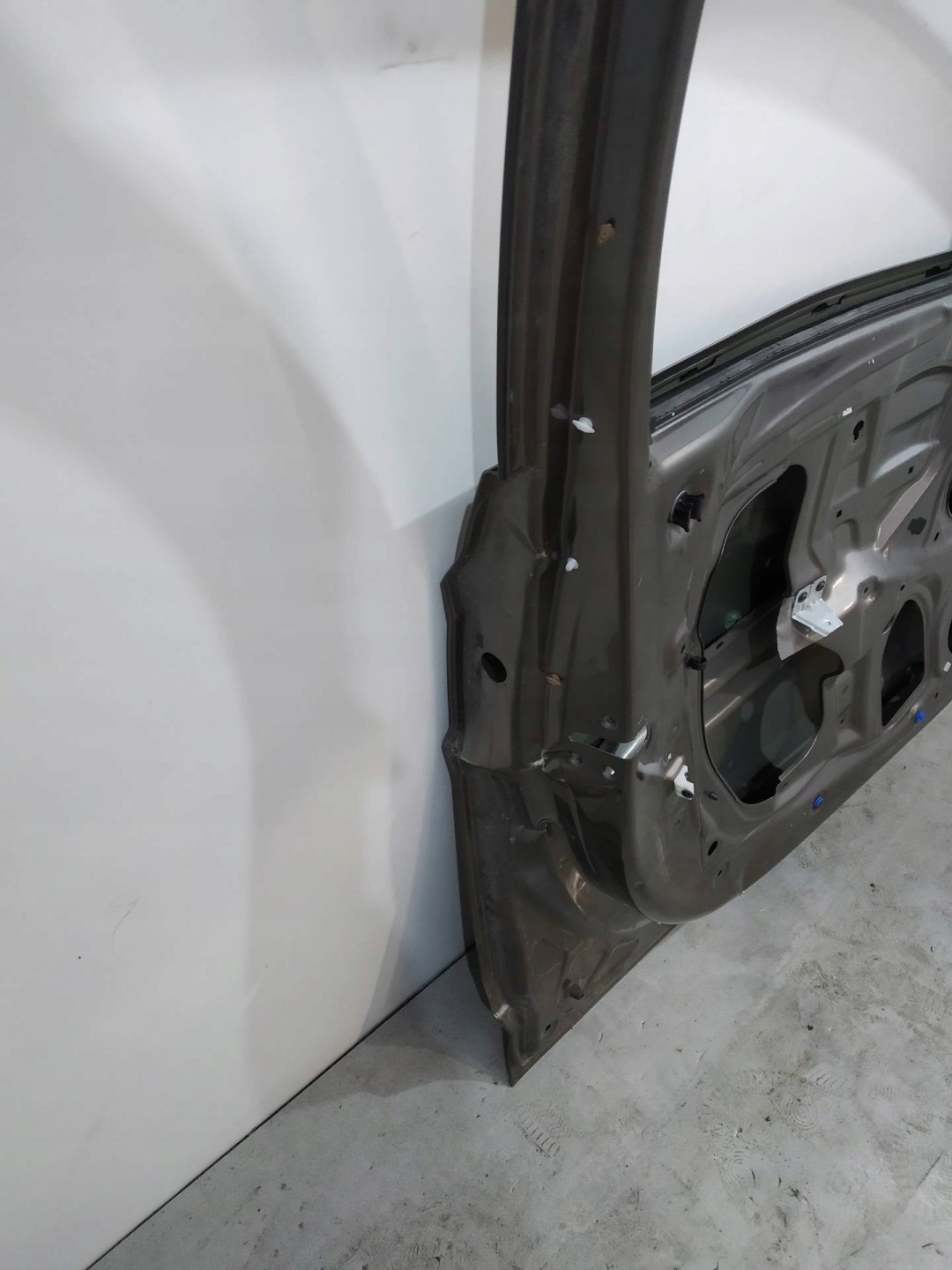 door left front B6S damaged Hyundai Tucson IV (2015-2020)