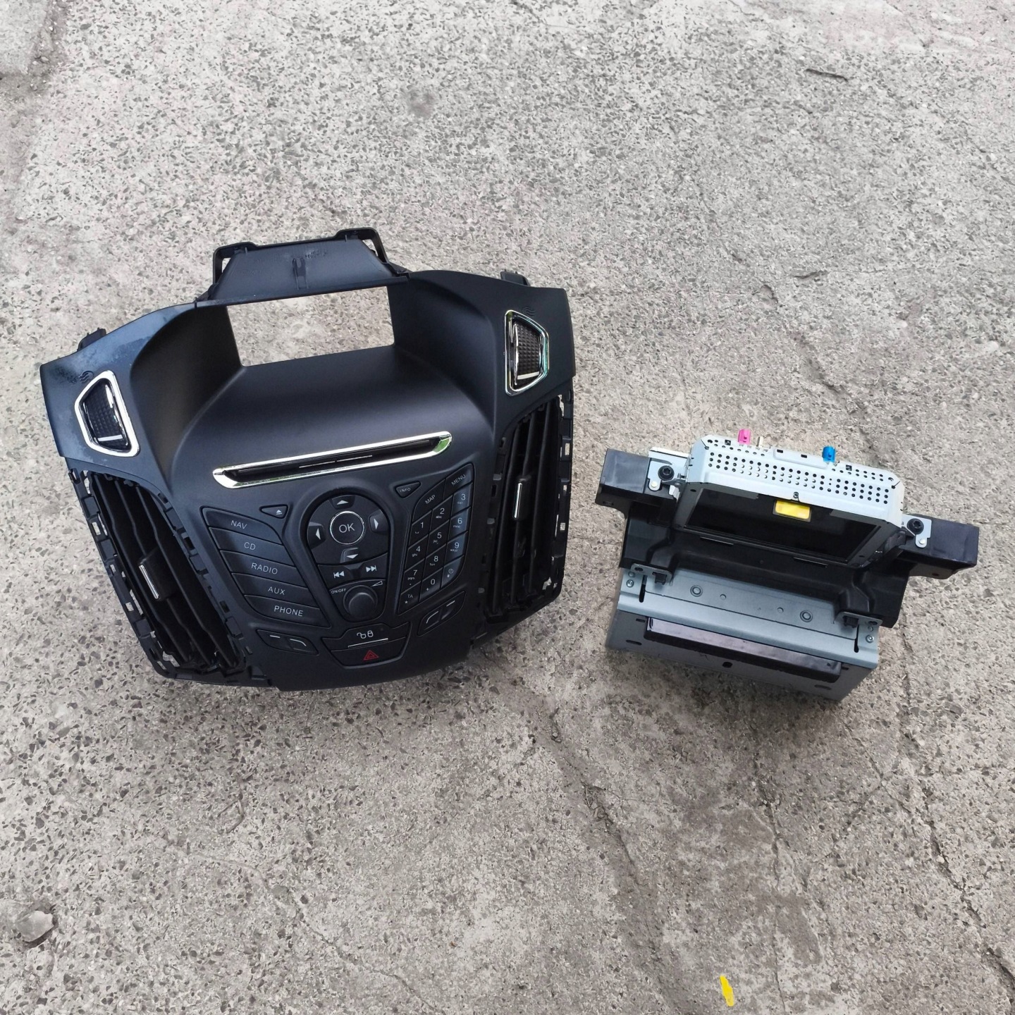 Stacja multimedialna radio Navigation komplet Ford Focus MK3 2012