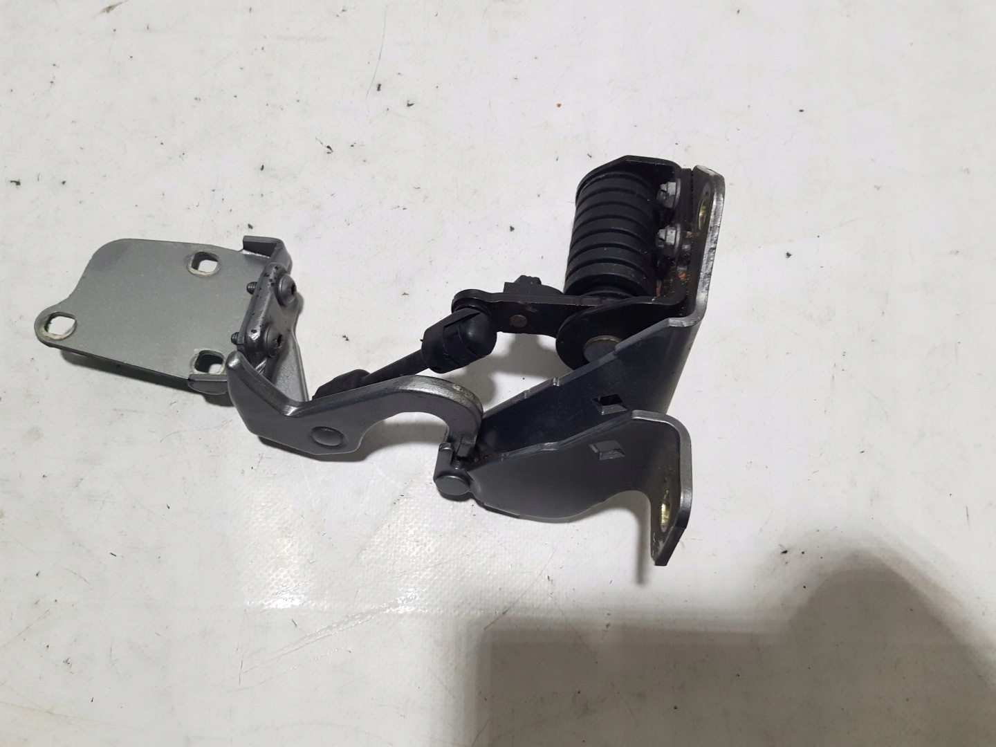 MERCEDES W207 C207 hinge right rear part bonnet boot roofs A2077500428
