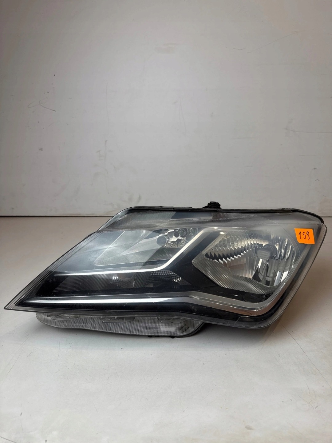 light front front left Seat Toledo IV UK Anglik