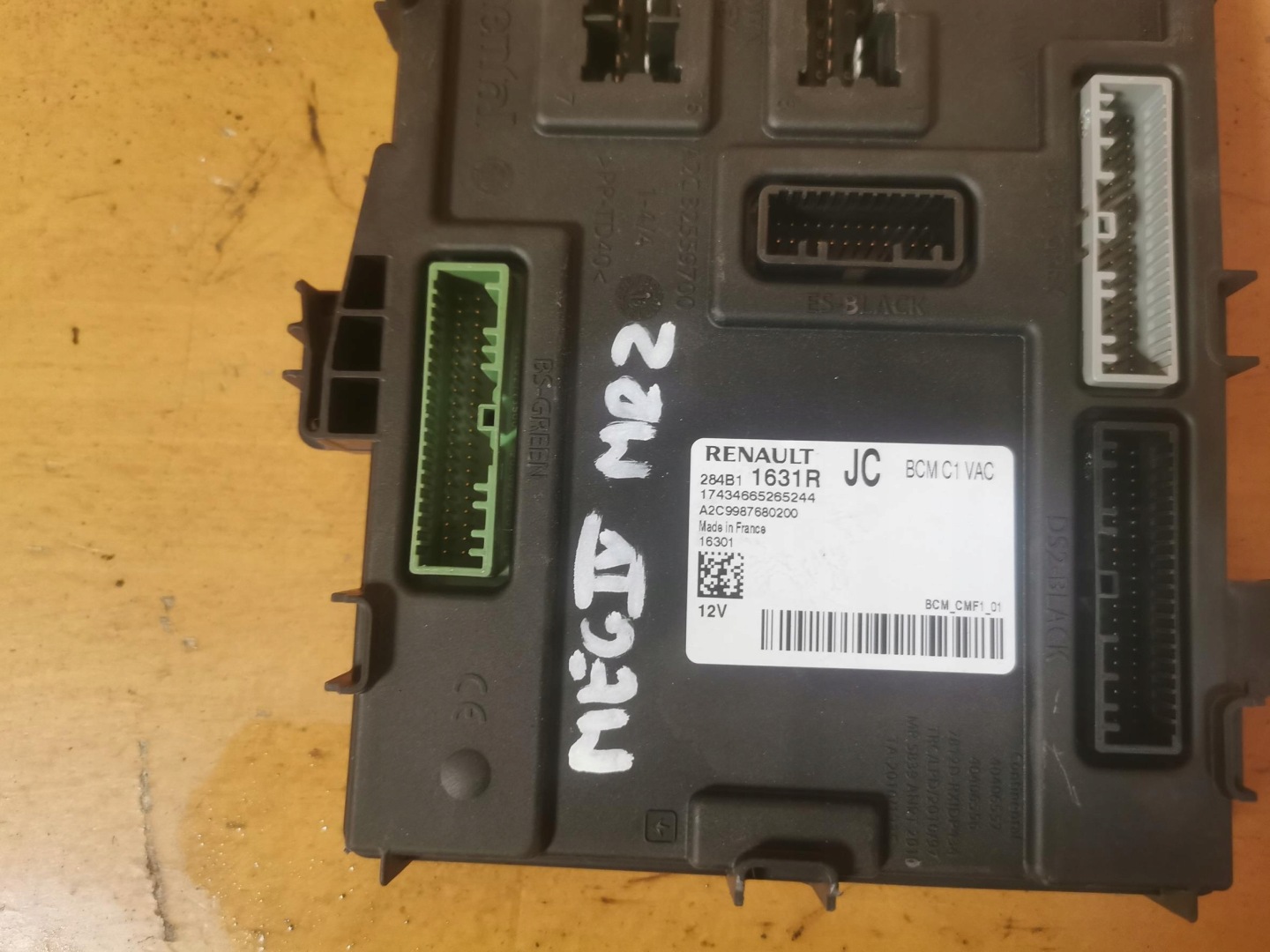 module control unit BCM RENAULT MEGANE IV 1.2 TCE 132KM 284B11631R