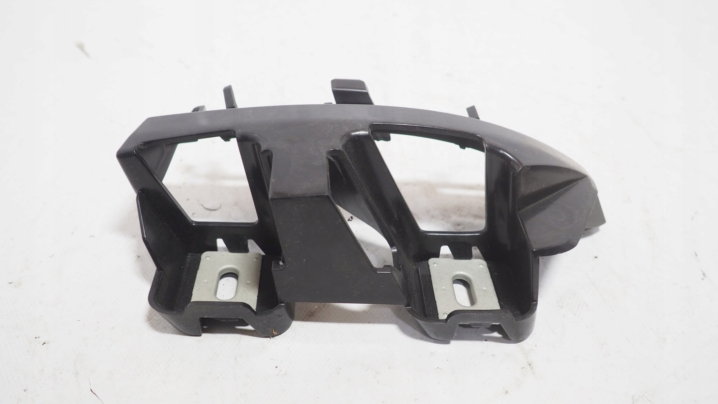 Mercedes C Klasa W205 bumper bracket right rear part A2058852065