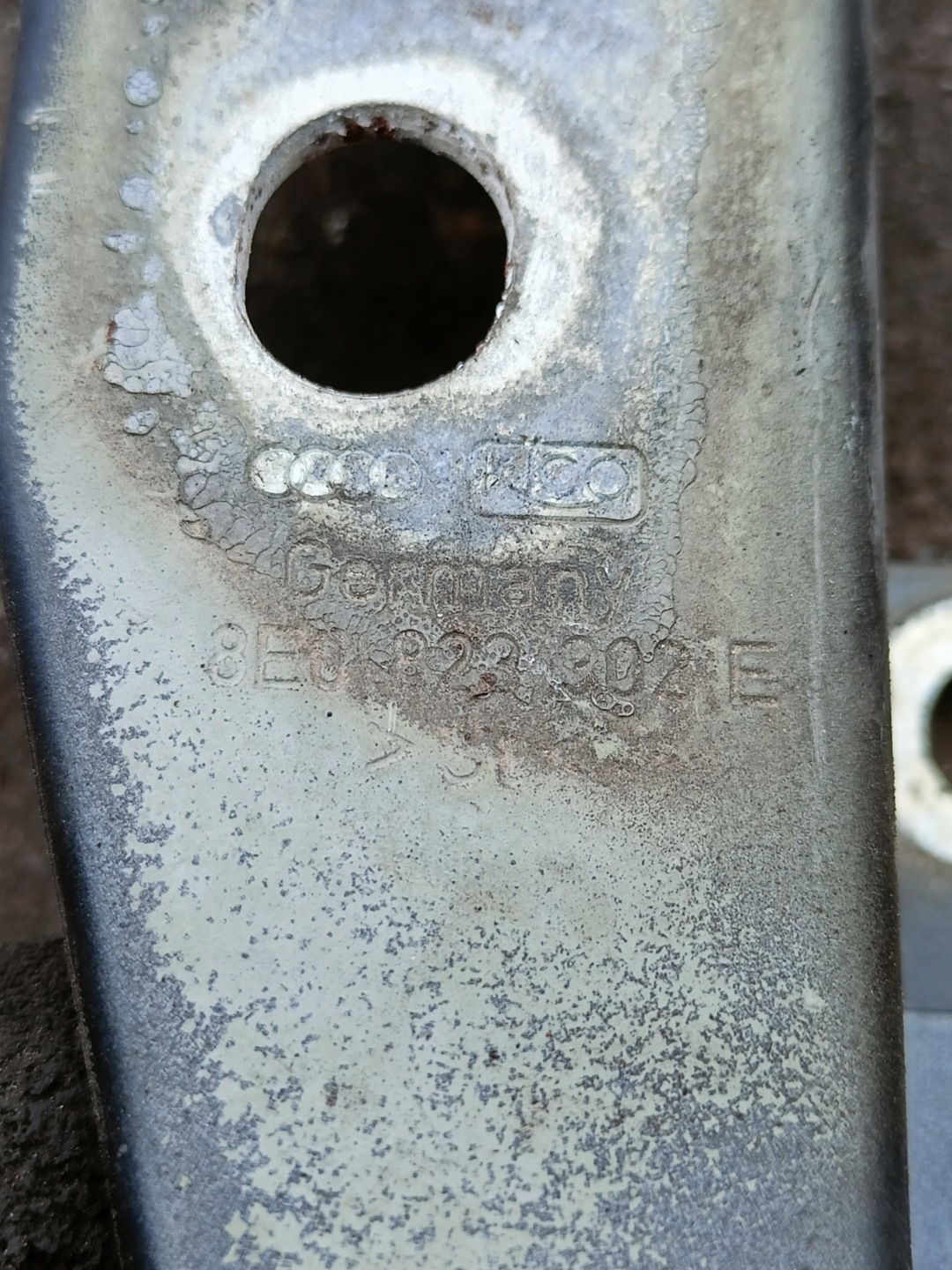 Cerniere cofano AUDI A4 B7 LX7Z KOMPLET