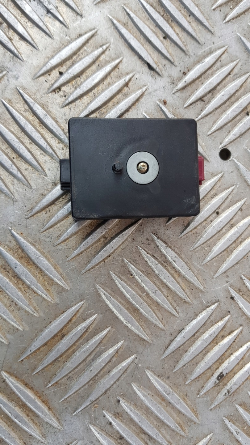 BMW E46 Verstärker ANTENY 6913429