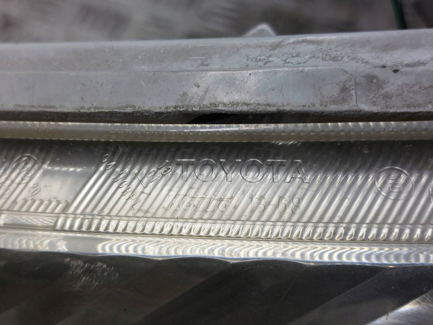 light left front + right front TOYOTA COROLLA VERSO and