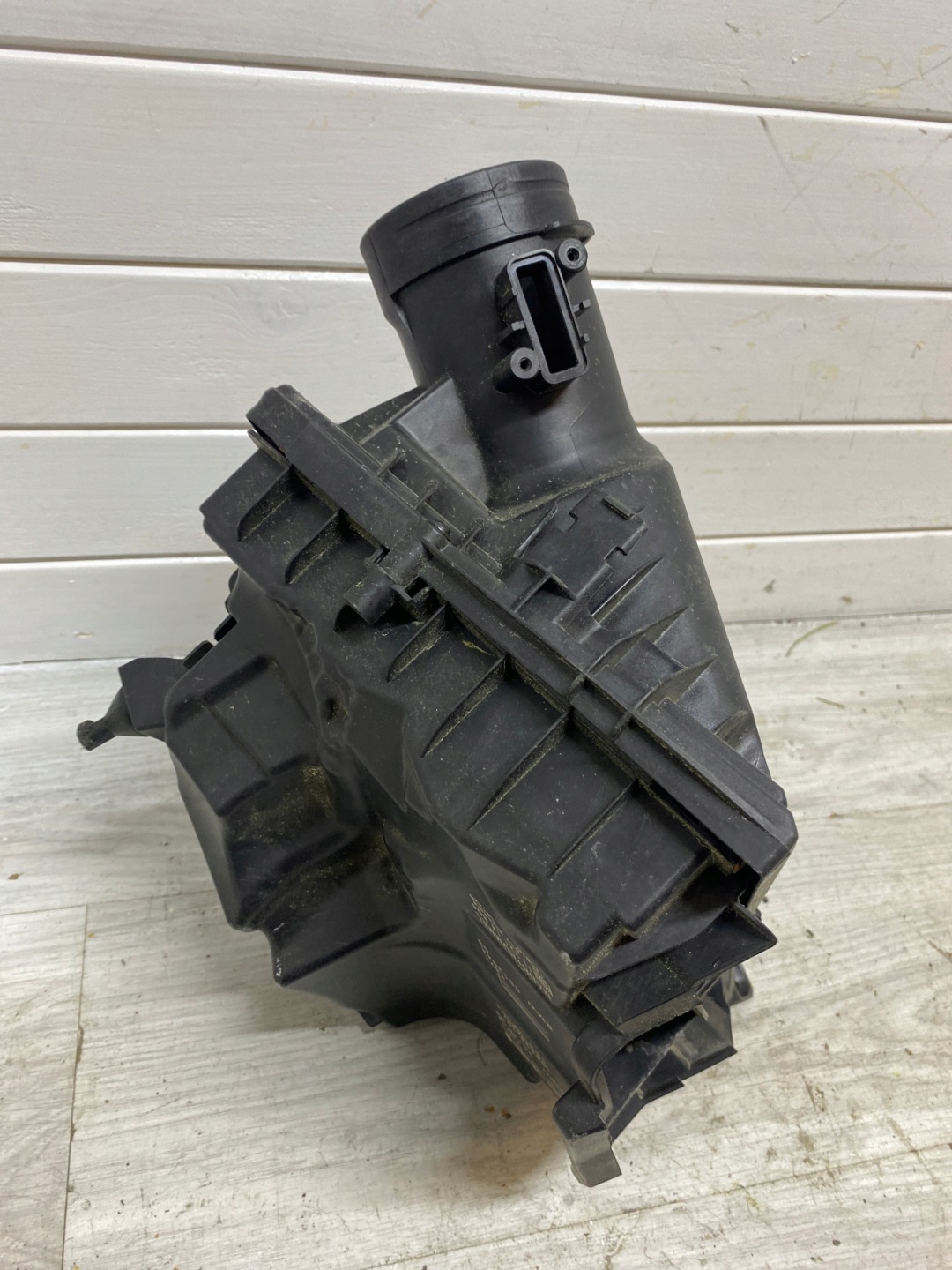X1 F48 Gehäuse filter luft 8513944