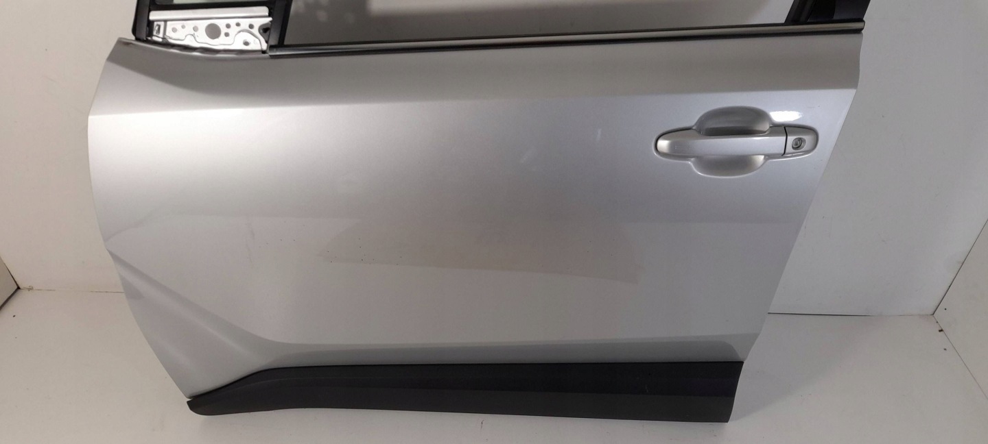 Toyota C-HR and door front left 1F7 (T533)