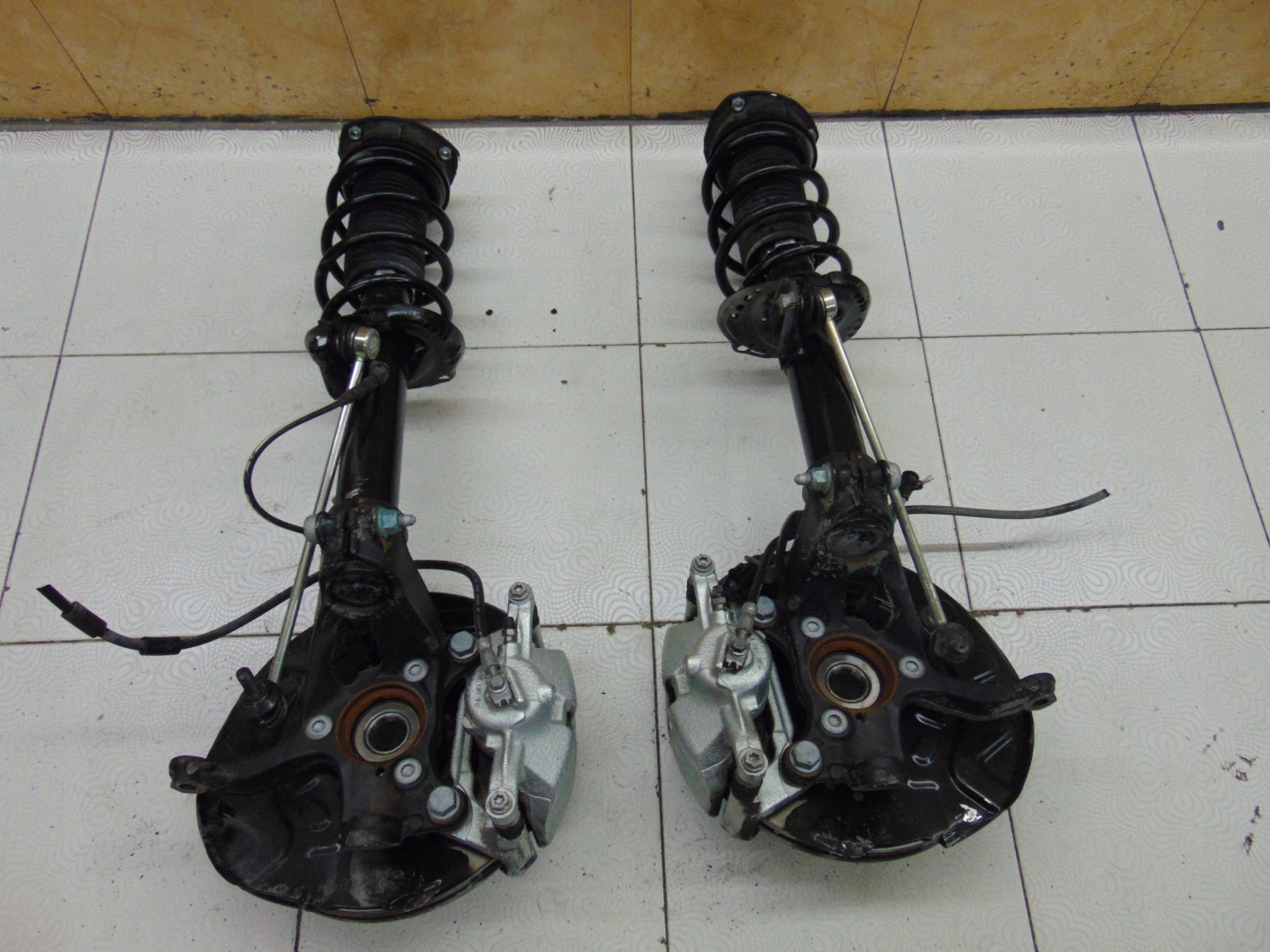 MOZZO FUSELLO MCPHERSON SINISTRA DESTRO VW T ROC 1.6D