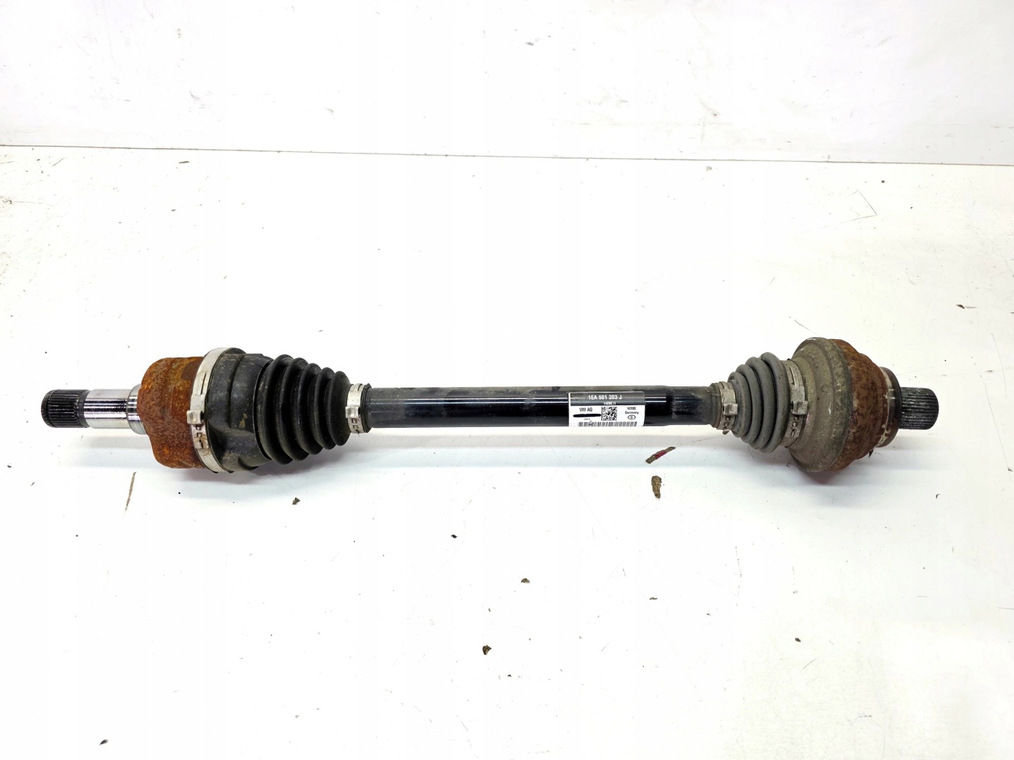 semi-axis left rear part AUDI Q4 E-TRON 1EA501203J