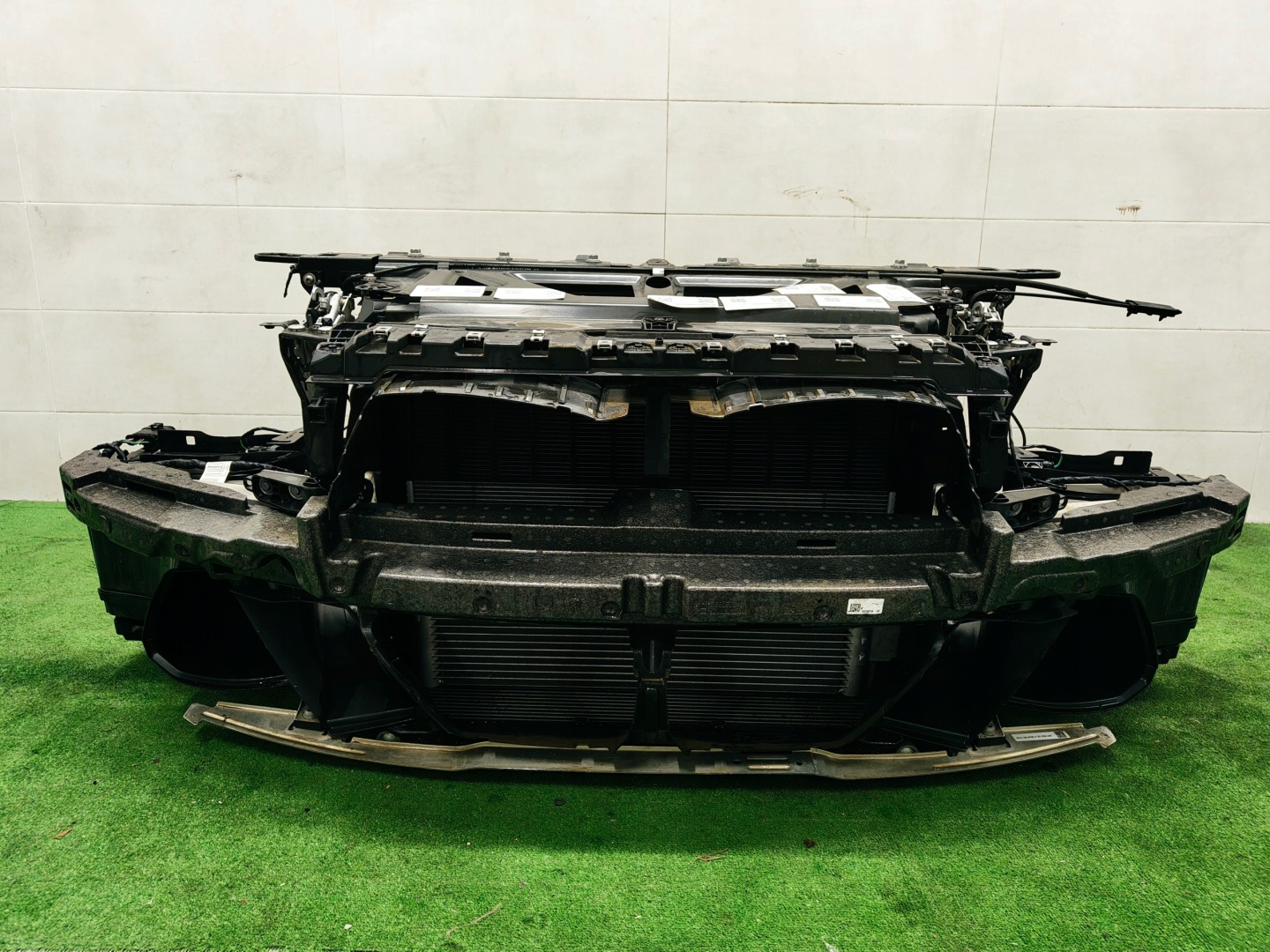 BMW M4 G82 front bonnet bumper lights fenders support panel for radiators C36
