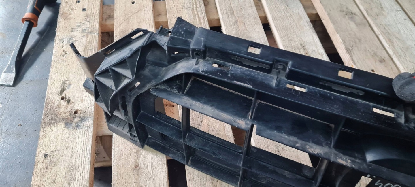 S6 C7 4G LIFT support holder frame GRILLA bumper front 4G0807233F
