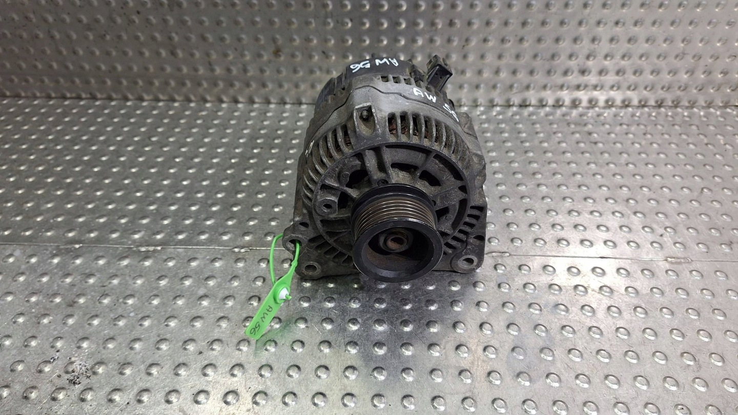 alternatore 70A 037903025B AUDI A3 8L LEON e GOLF IV BORA OCTAVIA e 1.4 1.6