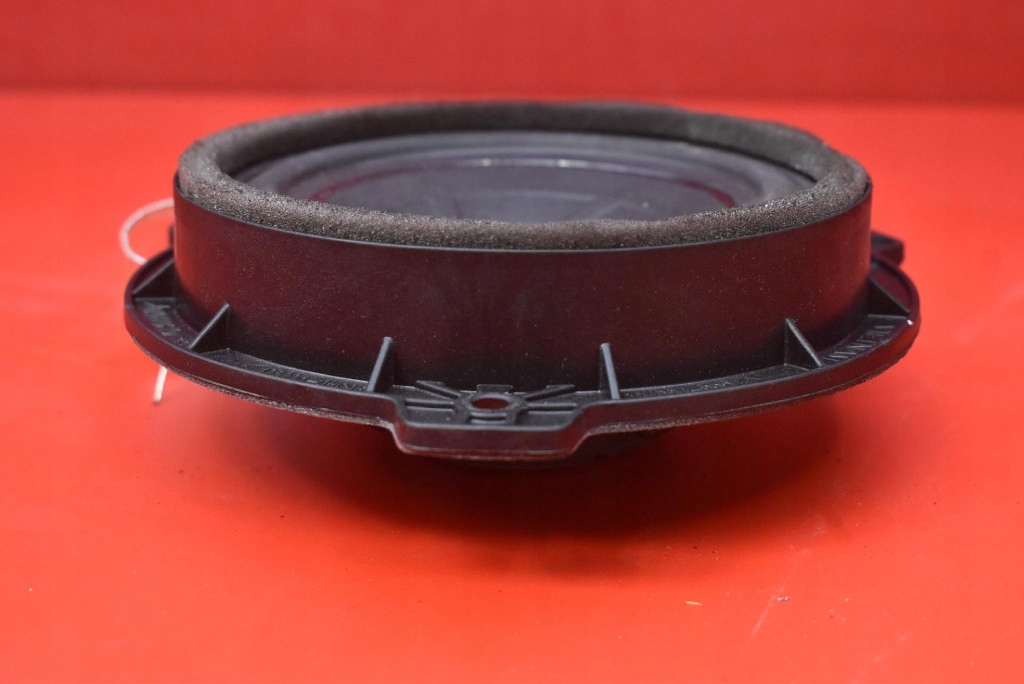 speaker left rear part 96340-Q0000 HYUNDAI BAYON 21