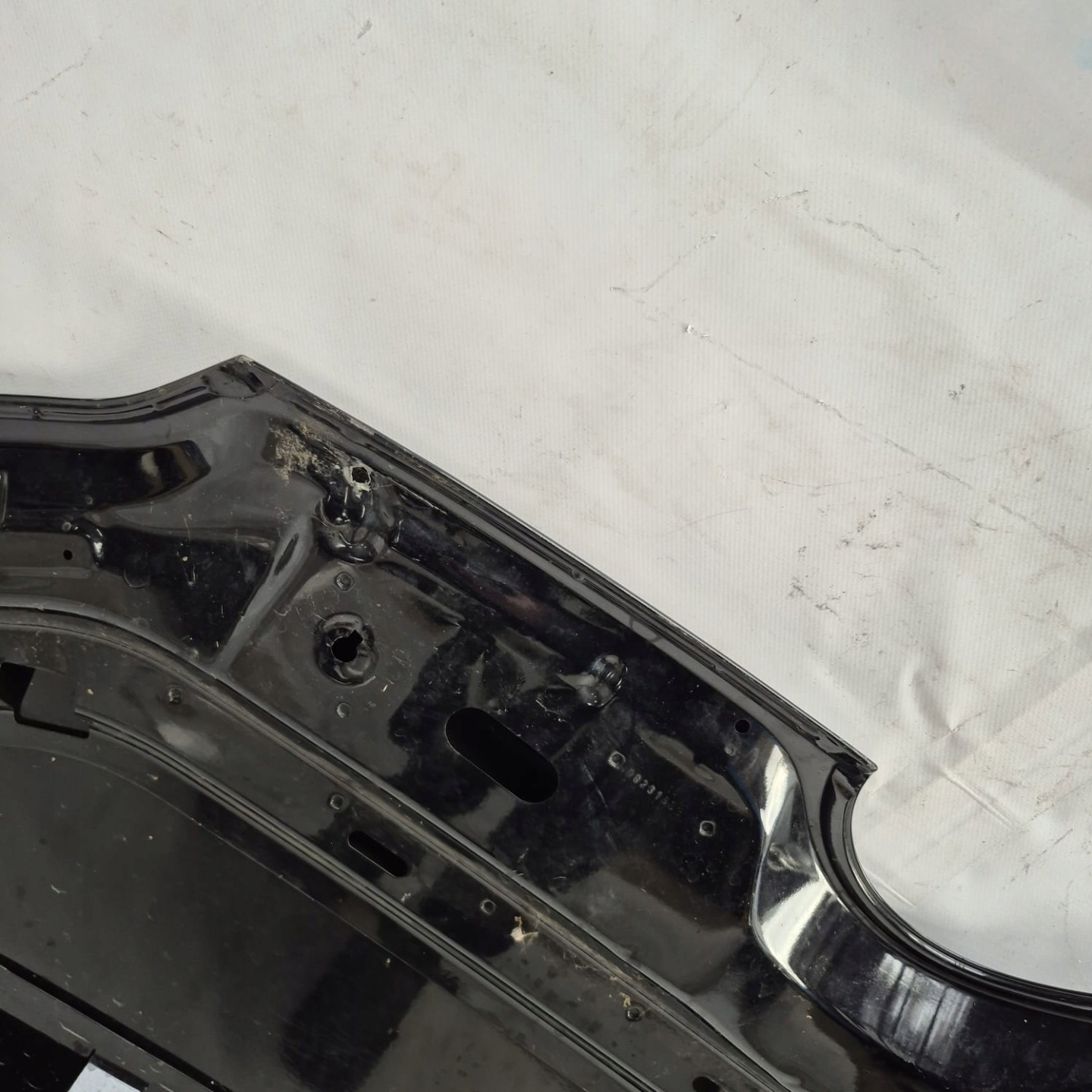 VW UP LIFT 16- Cofano