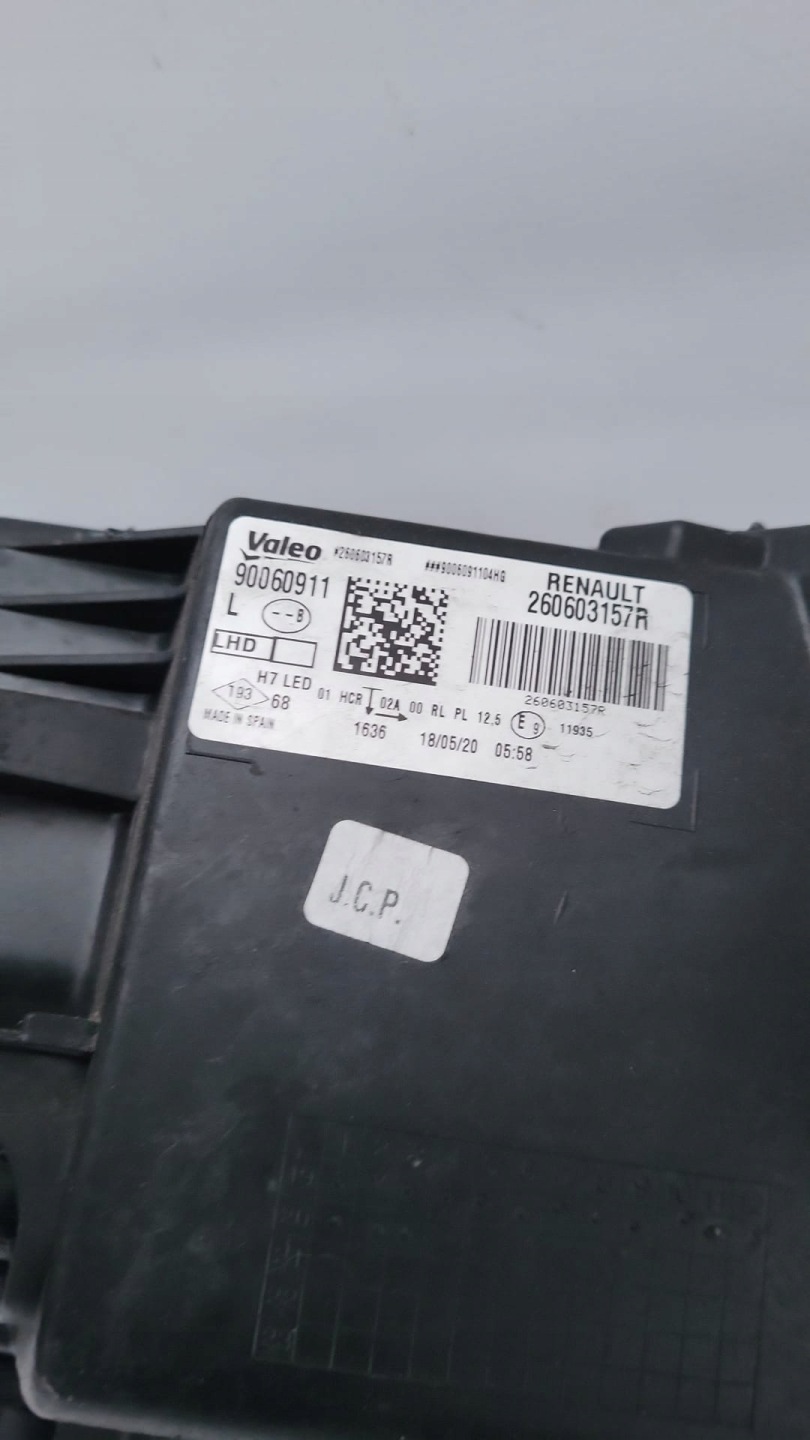 RENAULT MEGANE IV 2016- light left front front 260603157R