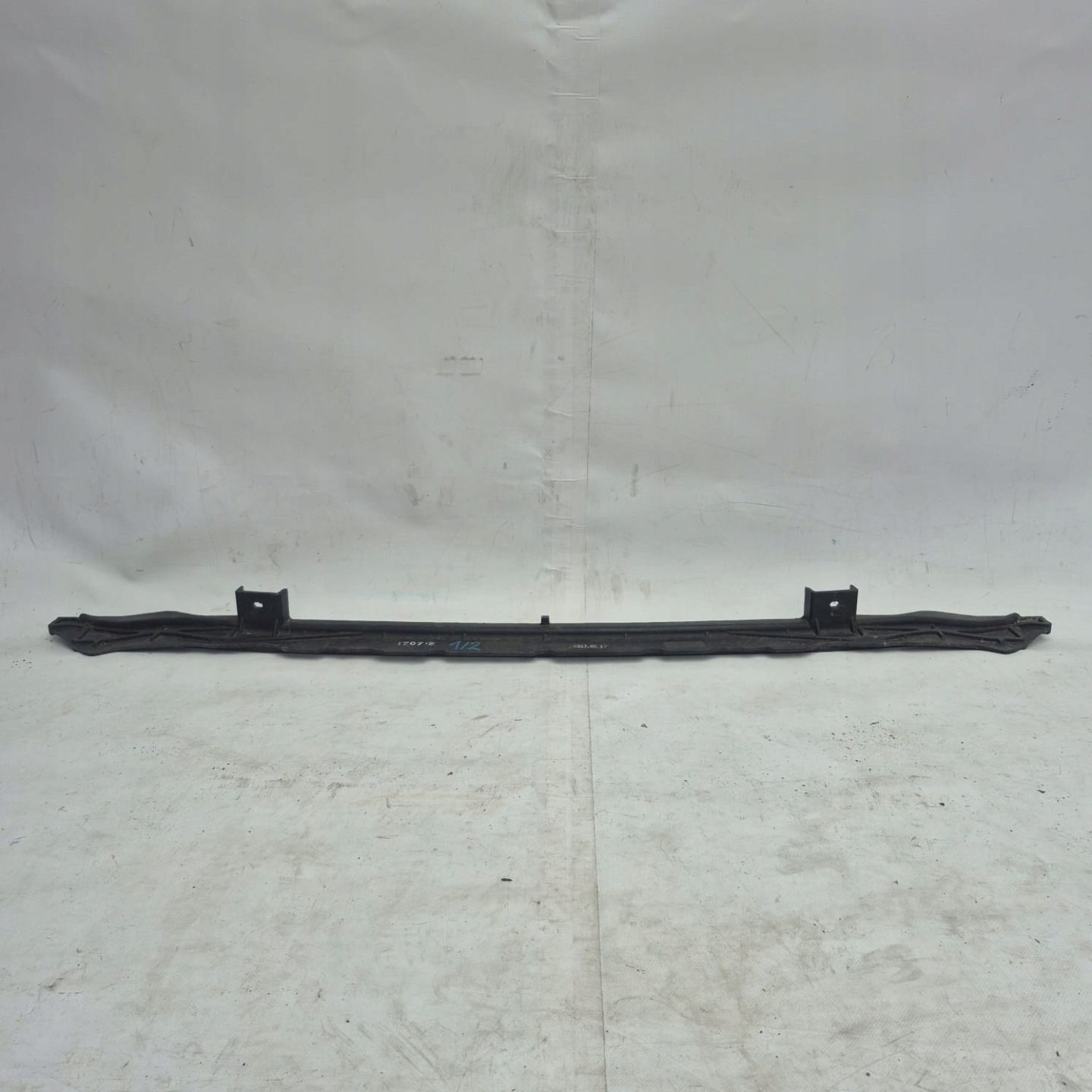 KIA STINGER sider front front lower 86570-J5600