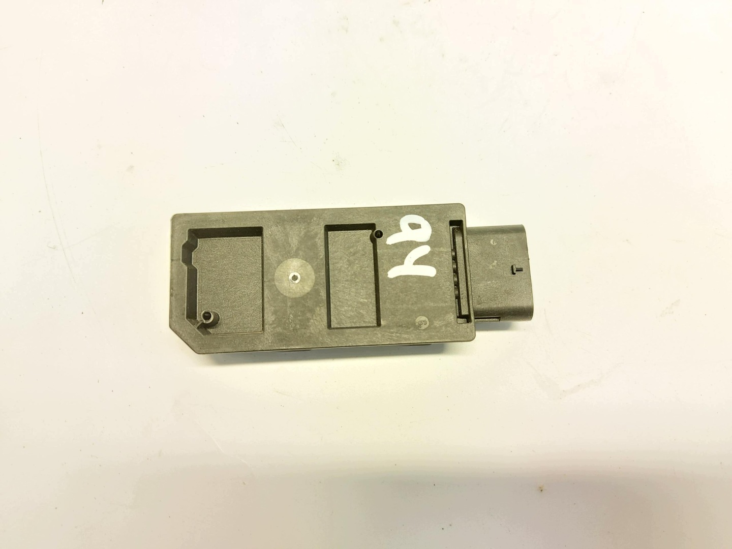 Audi Q4 89A 45 E-TRON , SUV, 2023 de l'amplificateur antenne module 5WA962133E