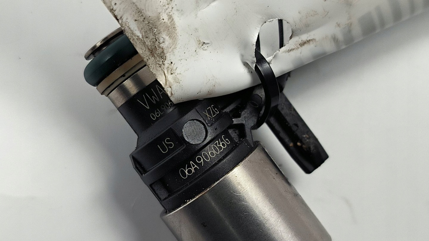 injector 06A906036G 2.0 TFSI AUDI Q5 II FY