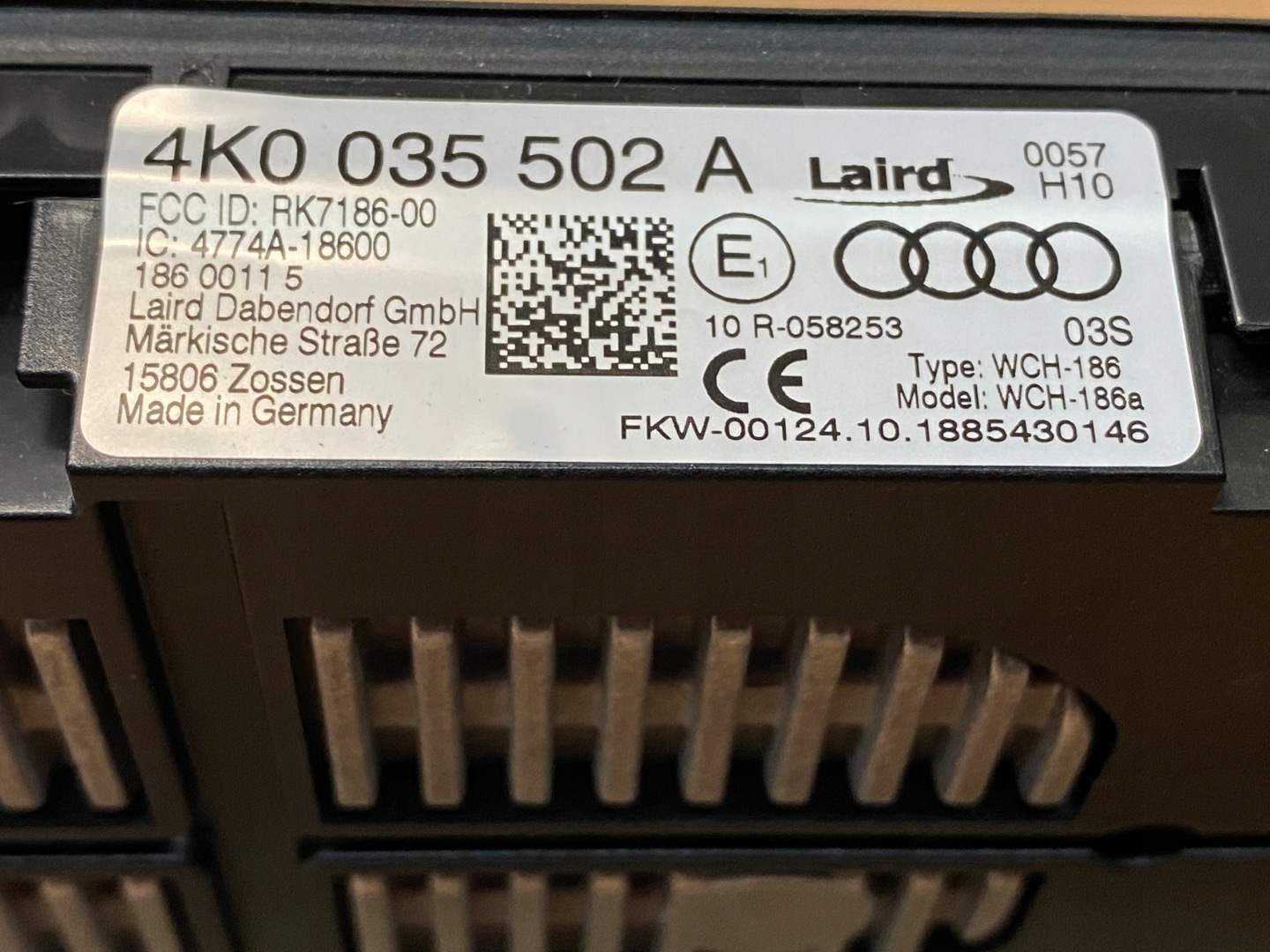 AUDI A4 A5 8W B9 A6 A7 Antenne LADOWARKA 4K0035502A