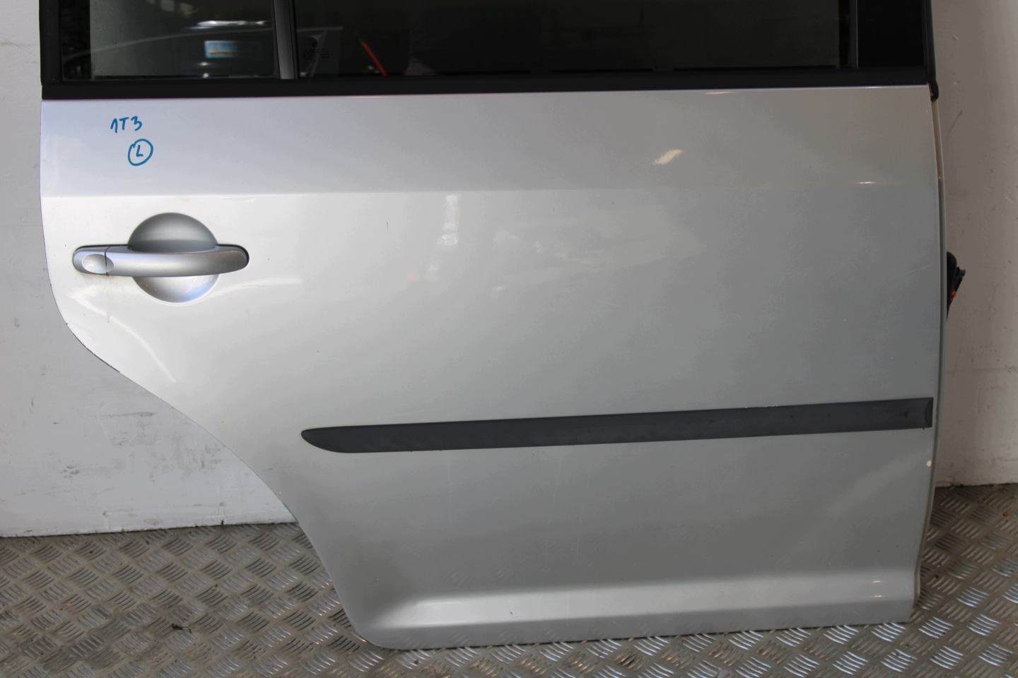 door right rear part complete VW TOURAN 1T3 1T0 FL