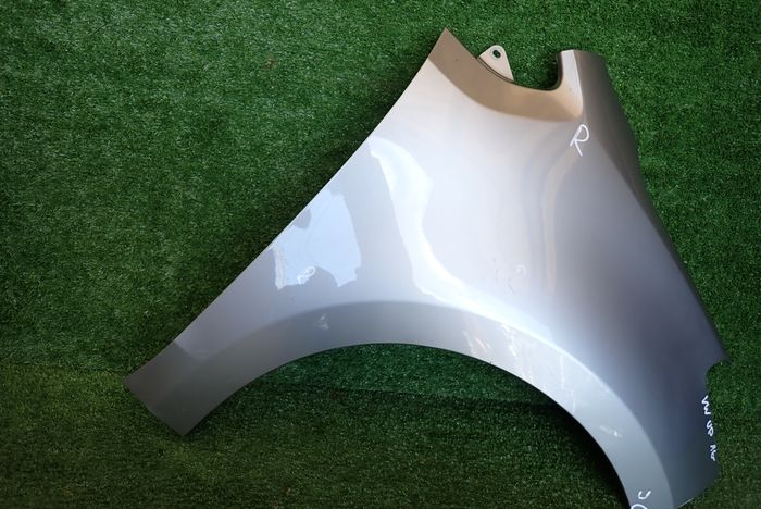UP MII CITIGO LIFT 16- fender right front front