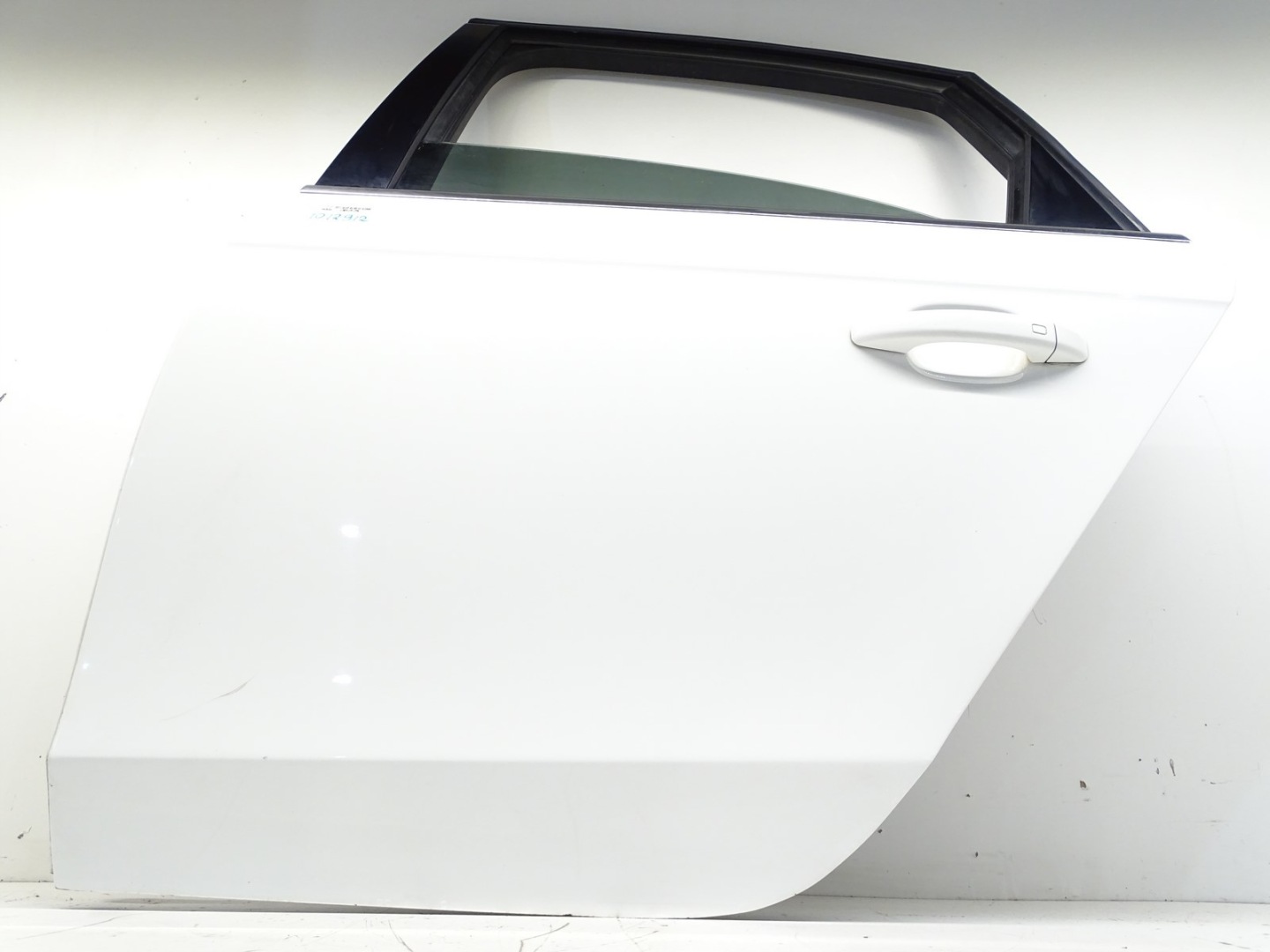 door left rear part left rear. AUDI A4 B8 07-14R sedan LY9C BIALE