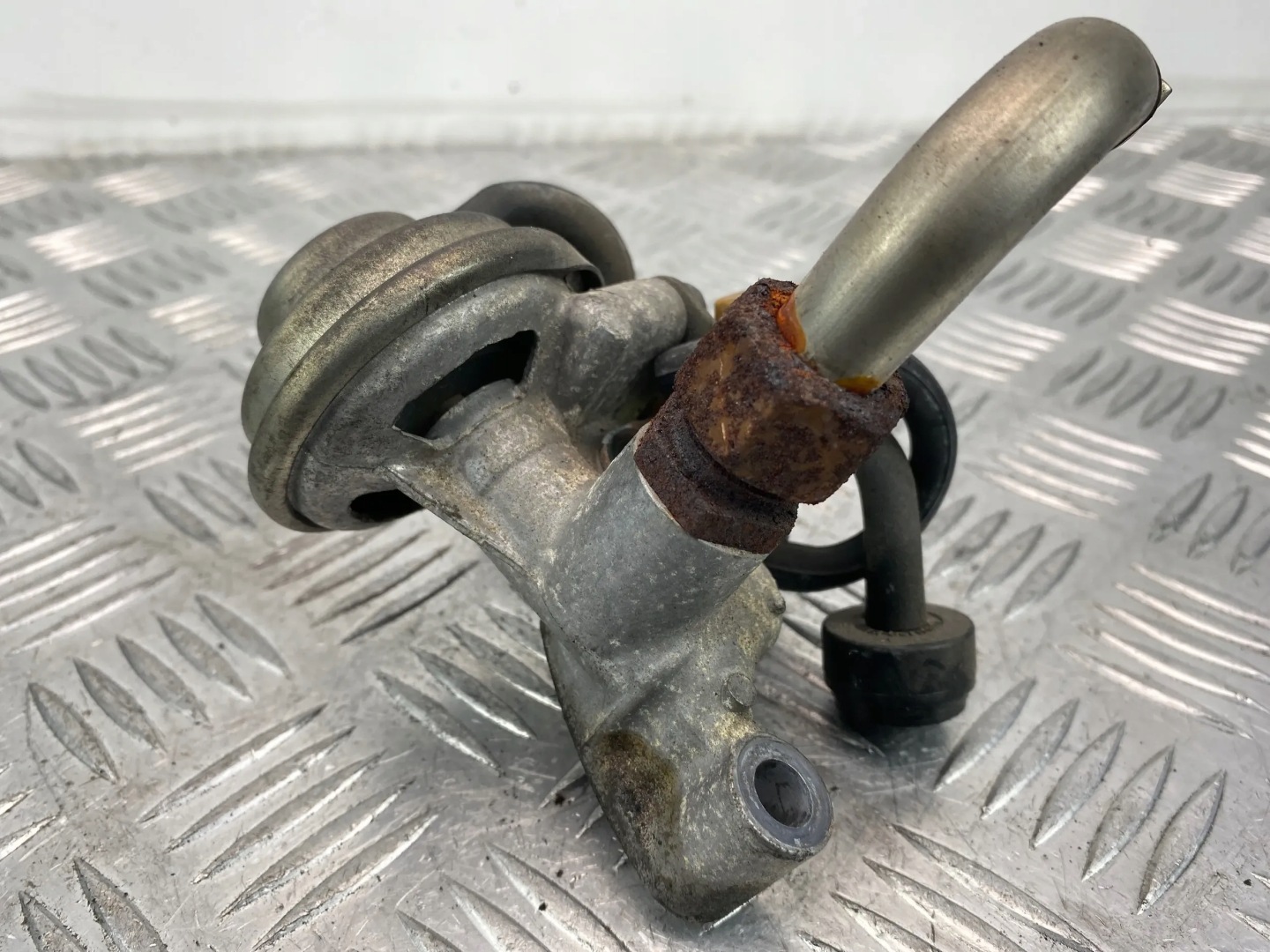 valve sensor vacual MERCEDES ML W163 A1121400060