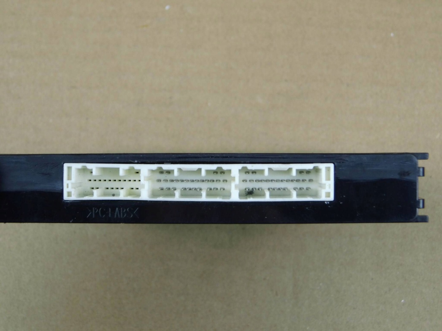 Toyota RAV4 V module computer control unit SMARTKEY 89990-42371