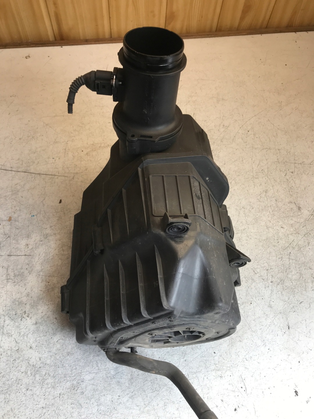air filter housing AUDI A8 D3 3.0 TDI