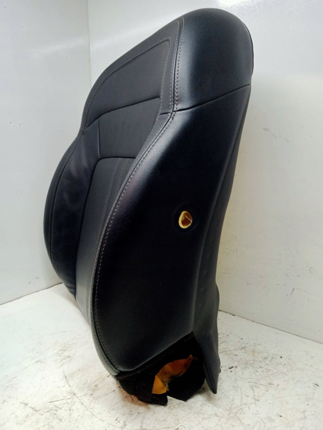 KIA SPORTAGE OPARCIE seat right front 2011-15R