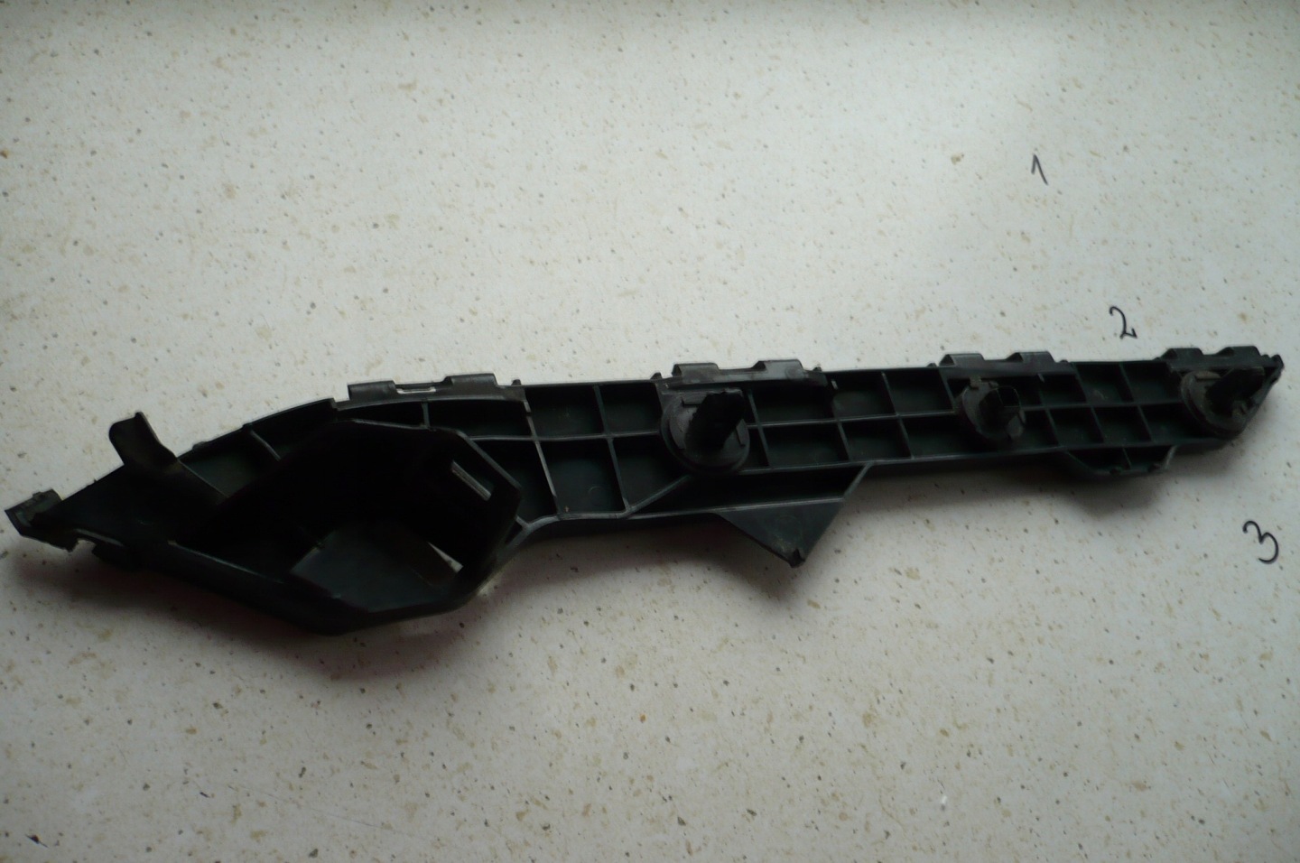 TOYOTA COROLLA E15, 2006-13 bumper bracket right rear part sedan